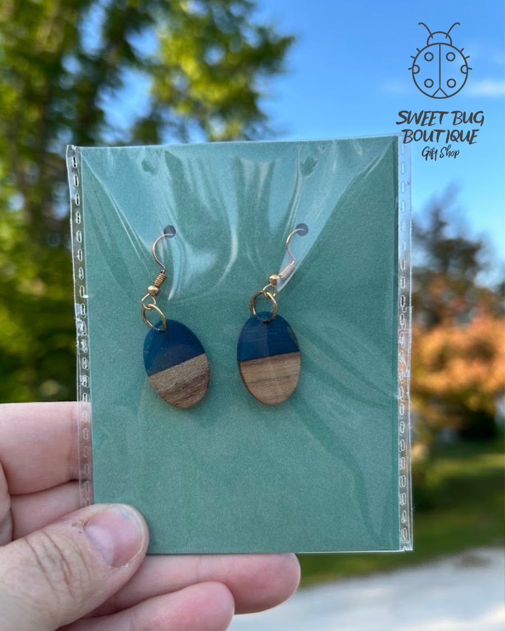 Earrings Wood and Blue Resin