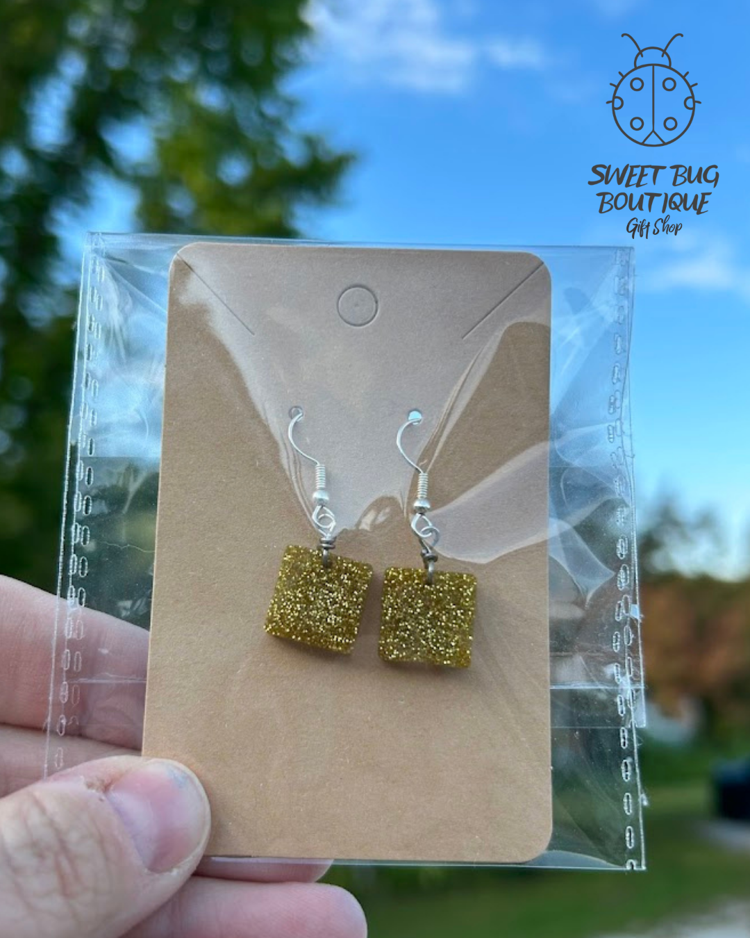 Earrings Gold Square Resin